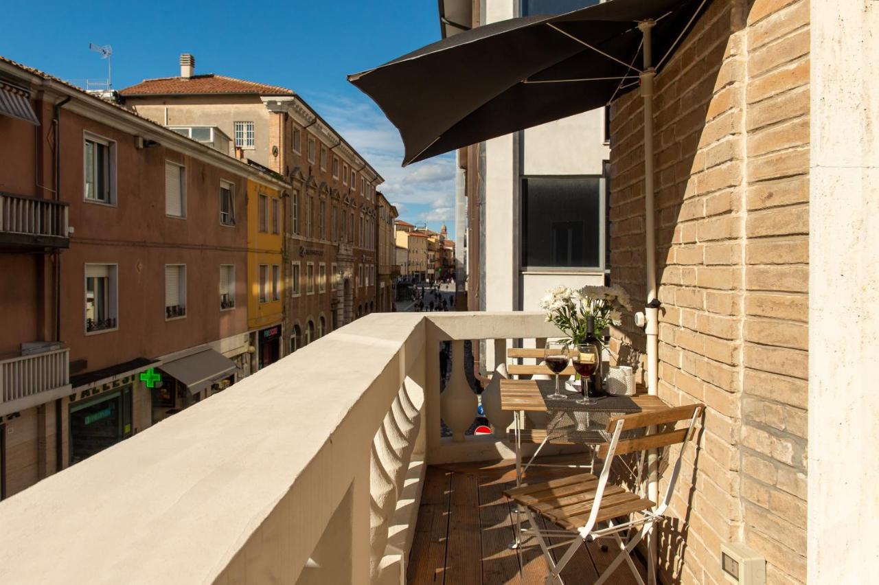 Smart & Urban Suites - Corso51 Rimini Buitenkant foto